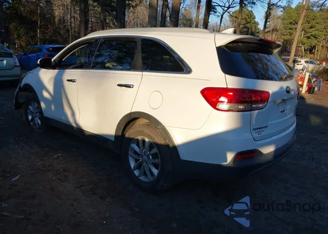 2016 Kia Sorento 2.4L Lx z USA, uszkodzony, nr VIN 5XYPG4A34GG080918